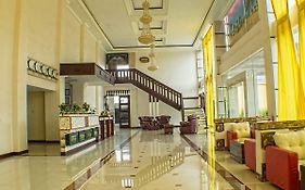 Grand City Hotel